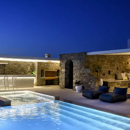 Zoe & Zen Parikia (Paros)