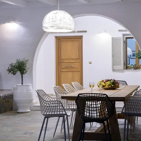 Zoe & Zen Villa *