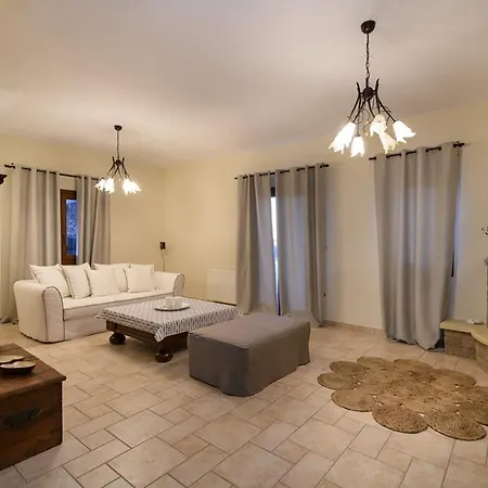 Zoe & Zen Villa